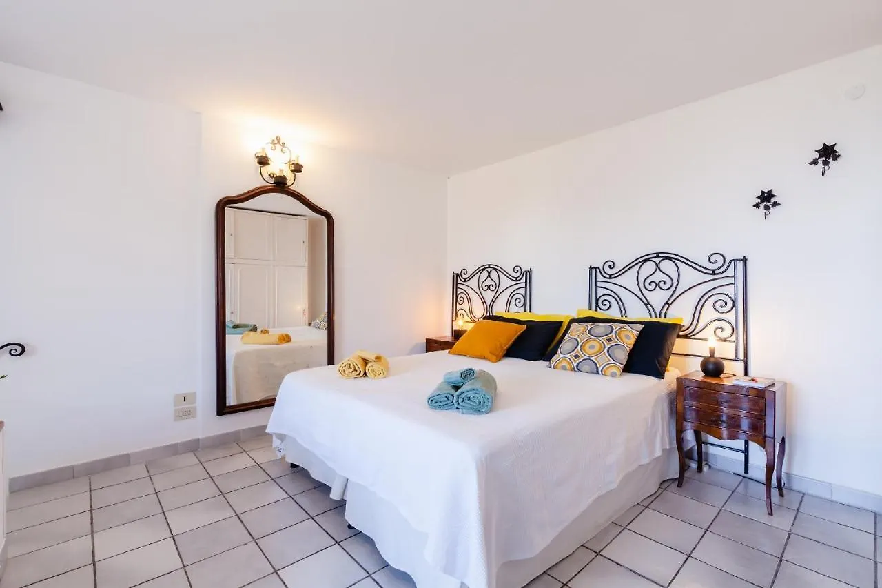 Casa Rosa - Sea View & Terrace Apartment Napoli