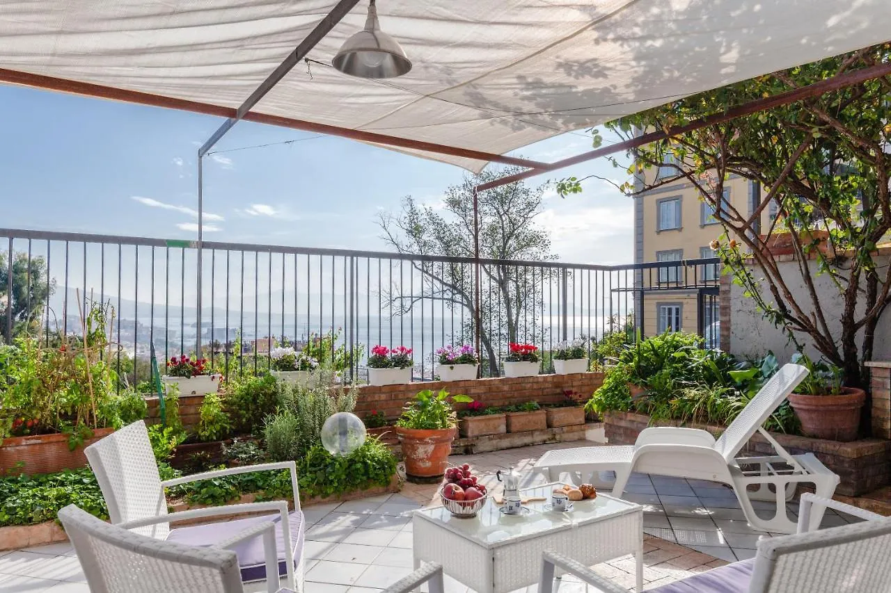Casa Rosa - Sea View & Terrace Apartment Napoli