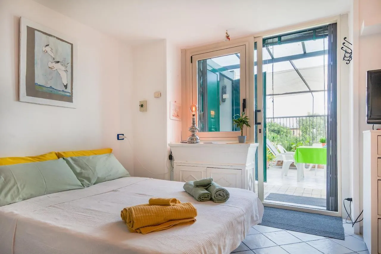 Casa Rosa - Sea View & Terrace Apartment Napoli