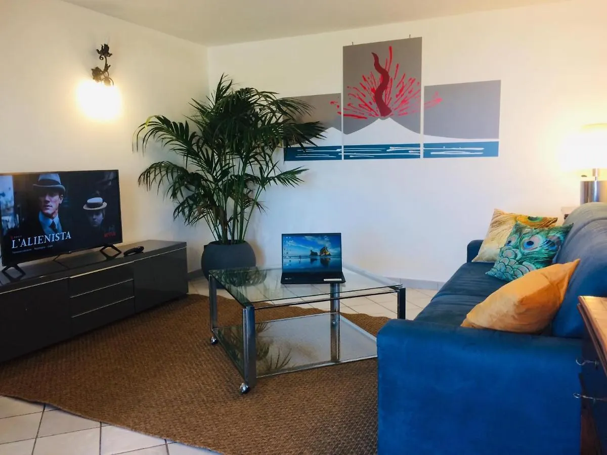Casa Rosa - Sea View & Terrace Apartment Napoli